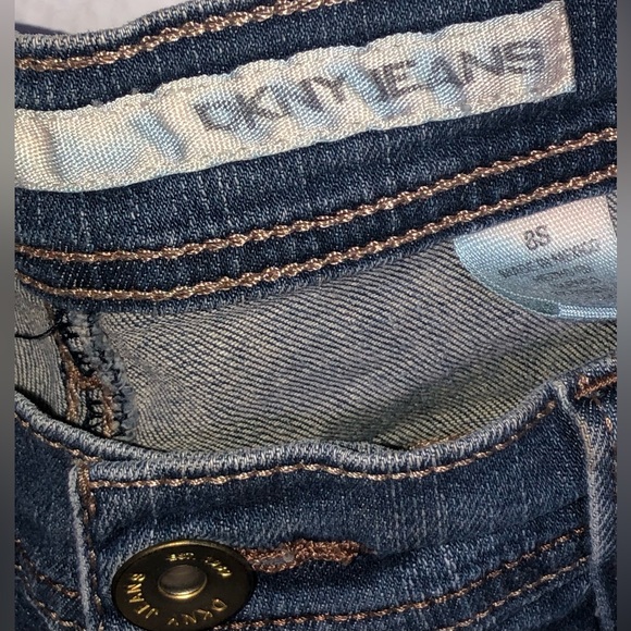 DKNY BLUE JEANS - Picture 4 of 4